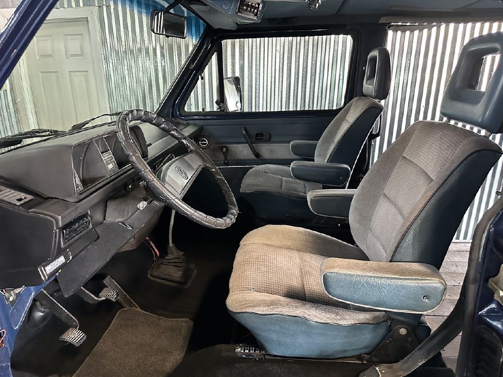 1984 Volkswagen Vanagon Image 10