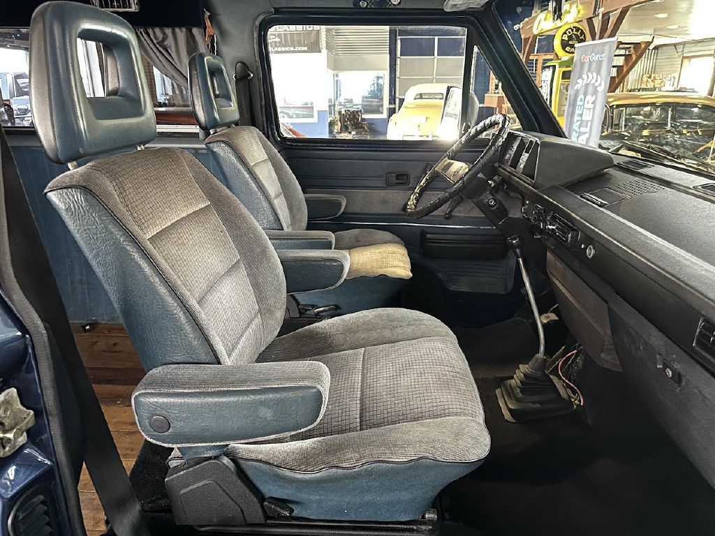 1984 Volkswagen Vanagon Image 11