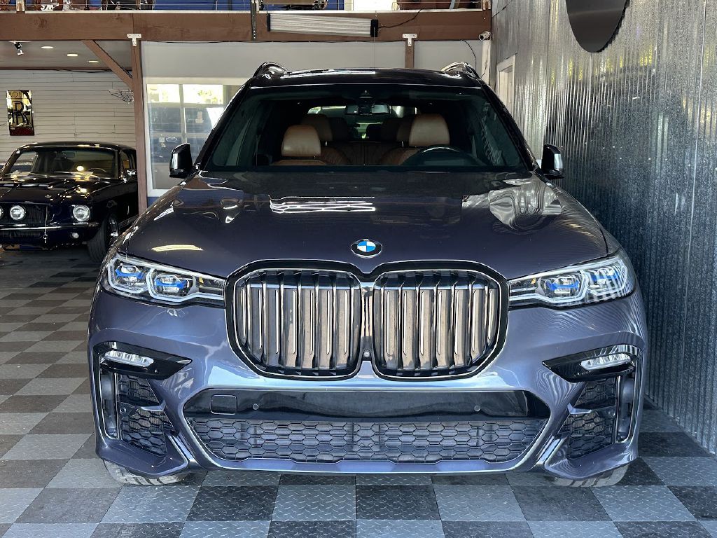 2020 BMW X7 Image 5