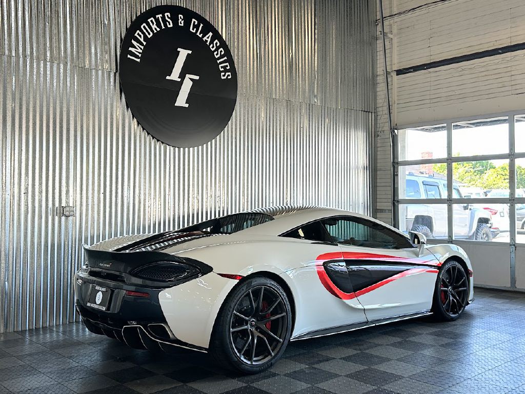 2016 McLaren 570S Image 6