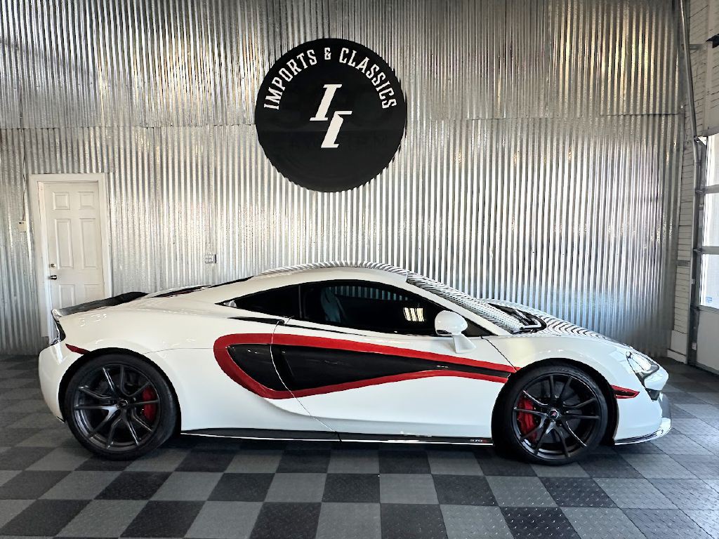 2016 McLaren 570S Image 17