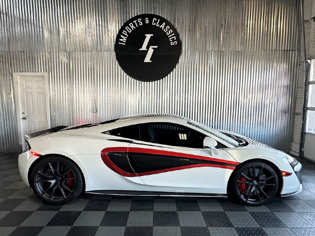 2016 McLaren 570S Image 18