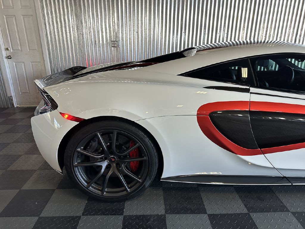 2016 McLaren 570S Image 19