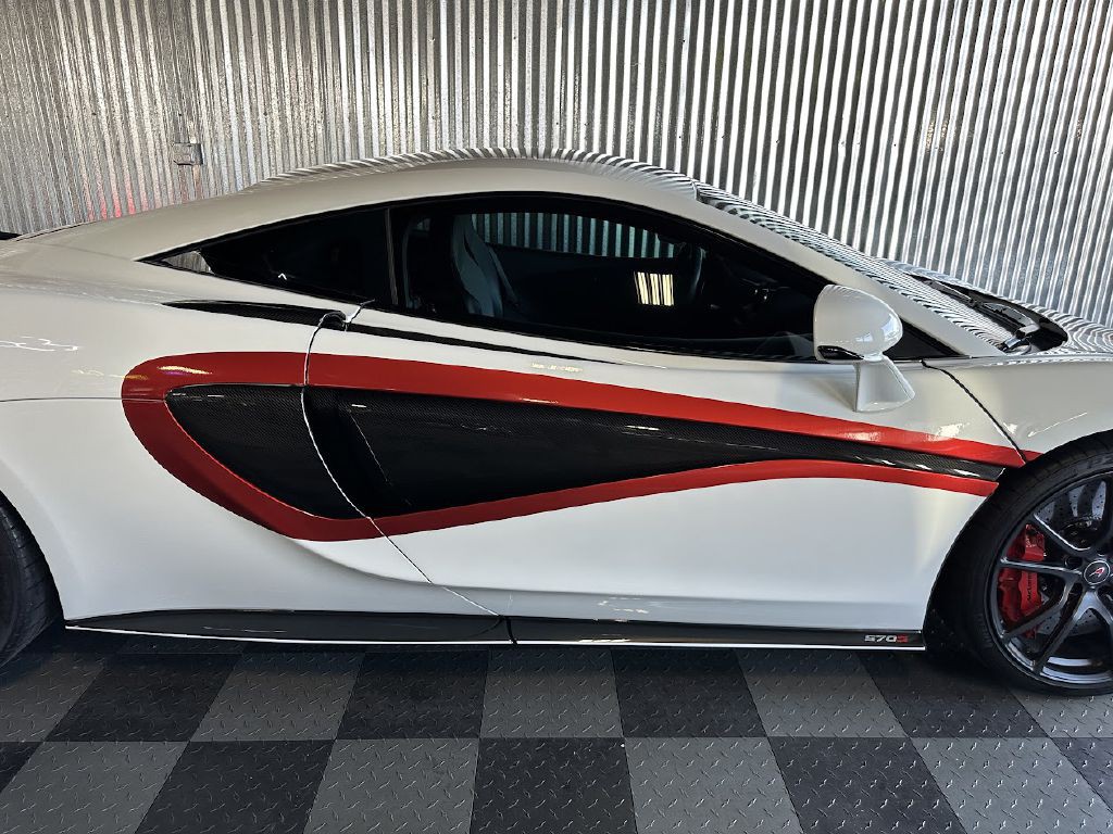 2016 McLaren 570S Image 20
