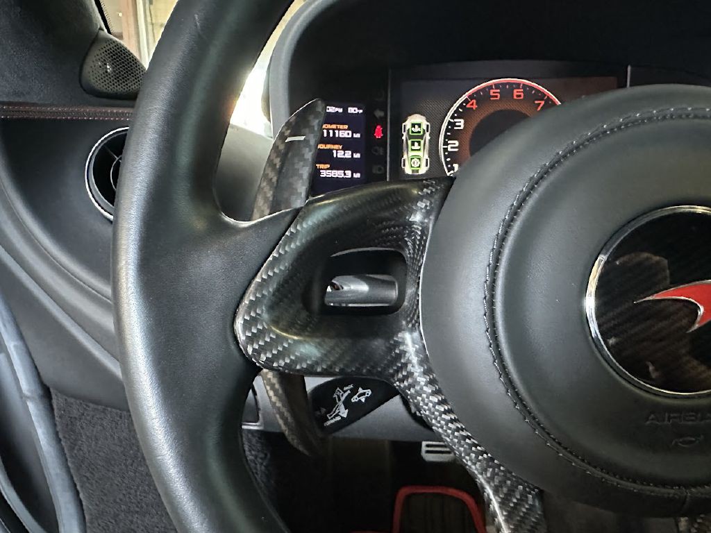 2016 McLaren 570S Image 39