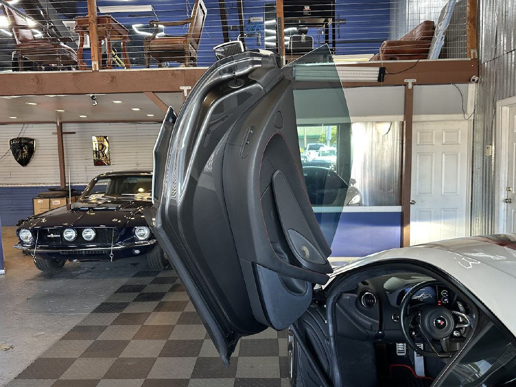 2016 McLaren 570S Image 47
