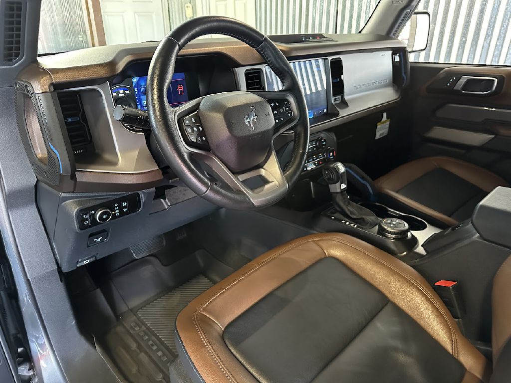 2023 Ford Bronco Image 10