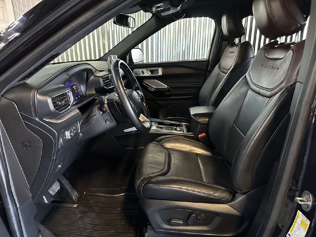 2021 Ford Explorer Image 11