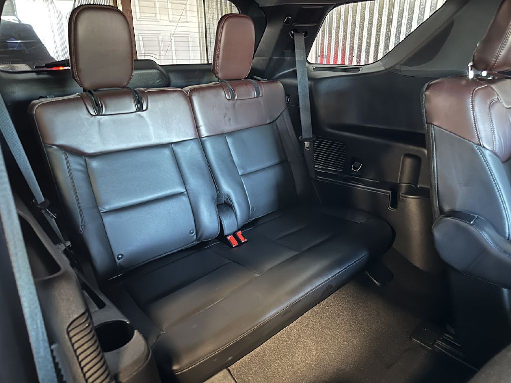 2021 Ford Explorer Image 18
