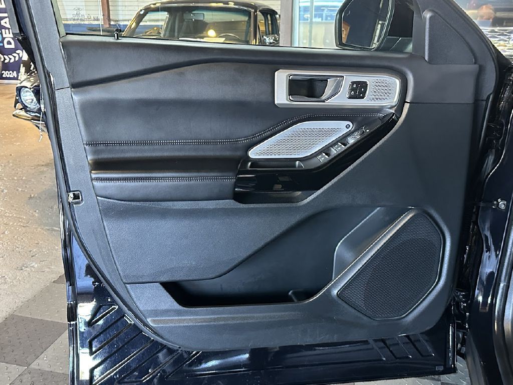 2021 Ford Explorer Image 28