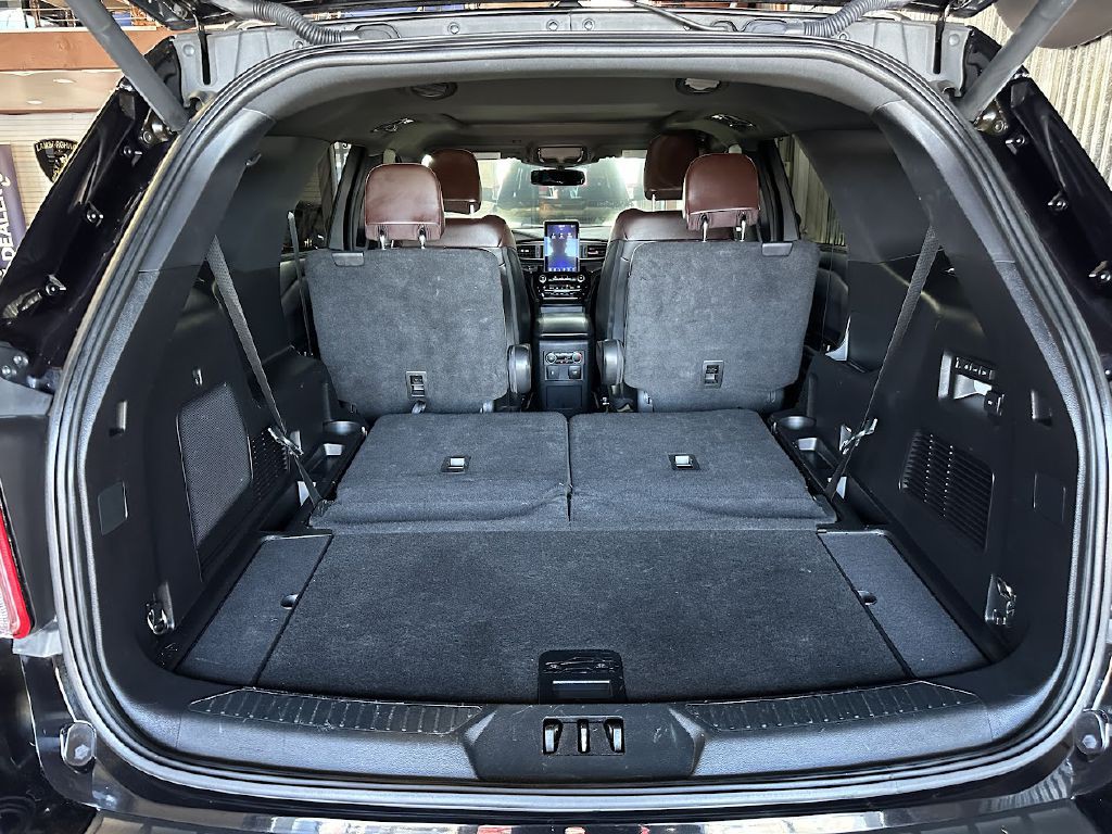 2021 Ford Explorer Image 34
