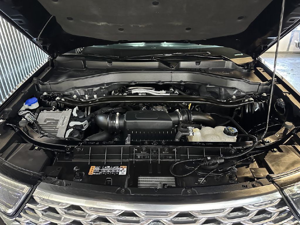 2021 Ford Explorer Image 35