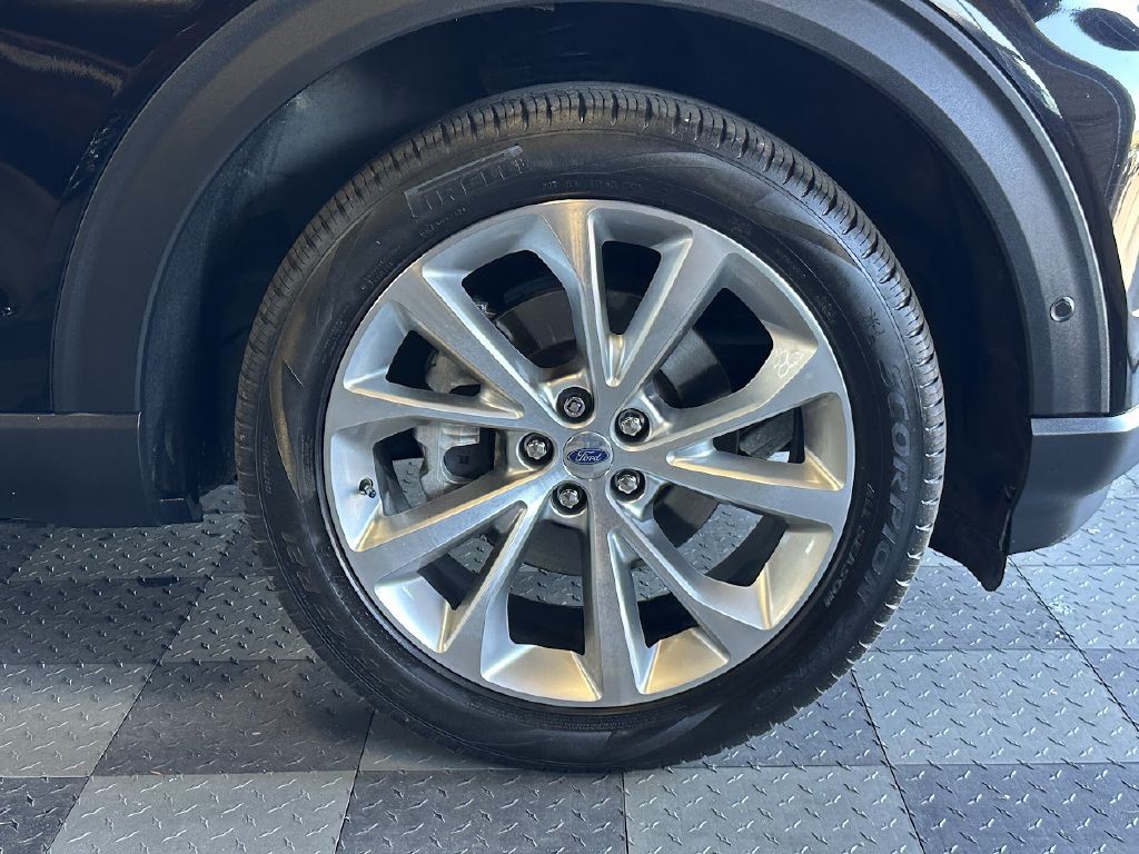 2021 Ford Explorer Image 36