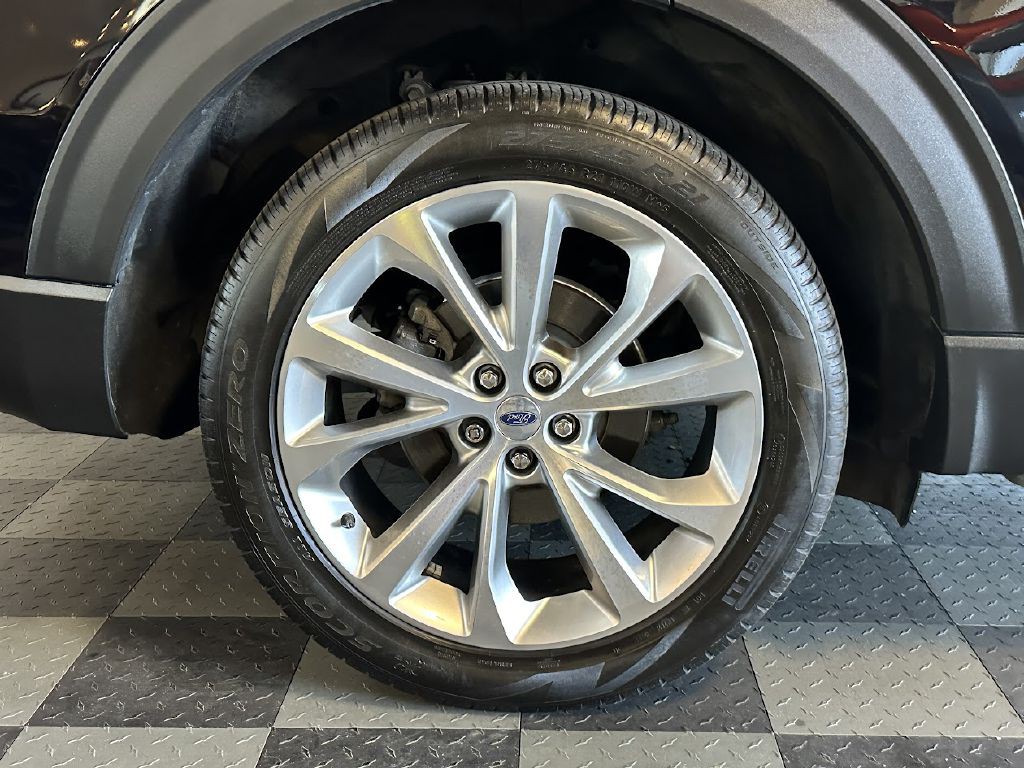 2021 Ford Explorer Image 37