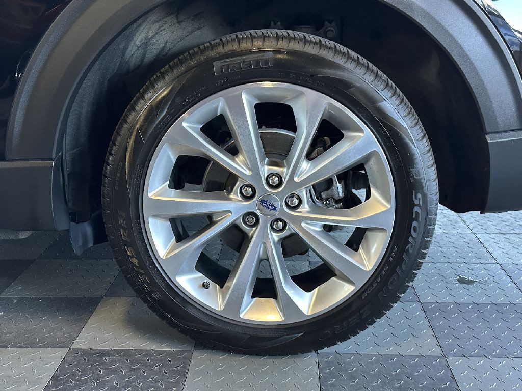 2021 Ford Explorer Image 38