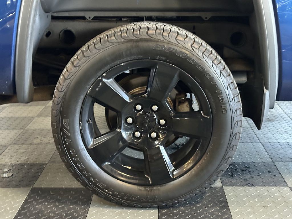 2018 GMC Sierra Image 24