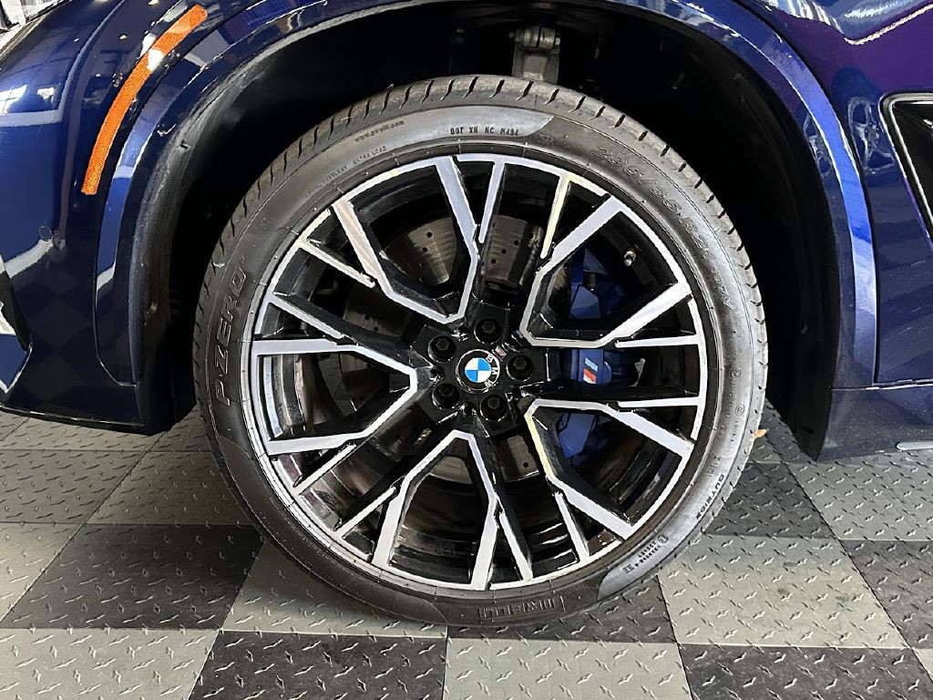 2020 BMW X5 Image 42