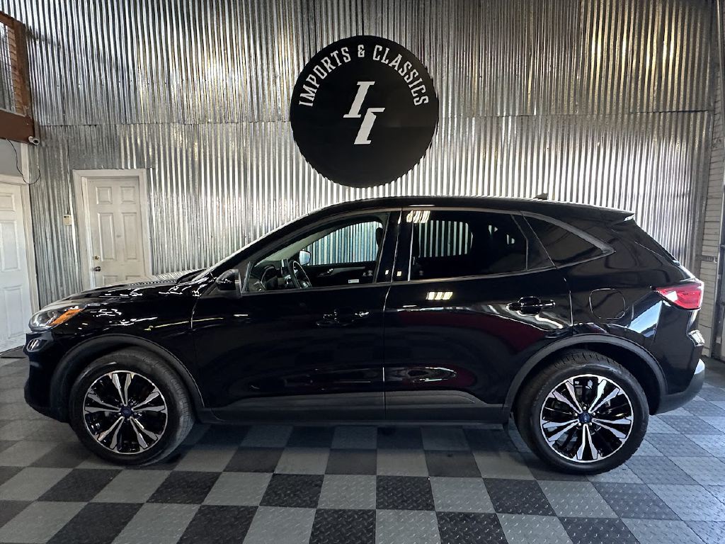 2021 Ford Escape Image 8