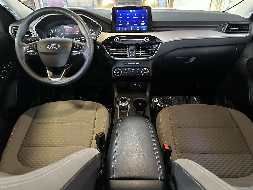 2021 Ford Escape Image 9