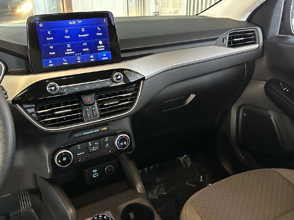 2021 Ford Escape Image 14