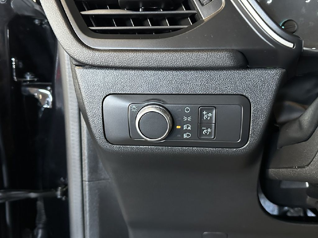 2021 Ford Escape Image 25