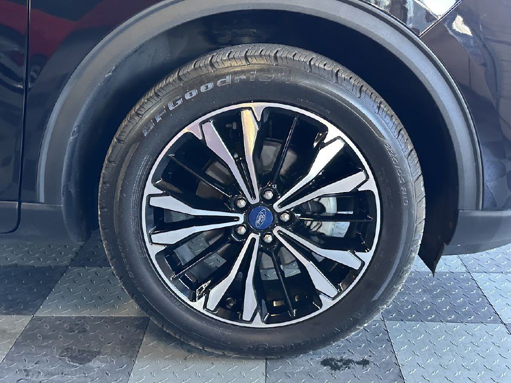 2021 Ford Escape Image 31