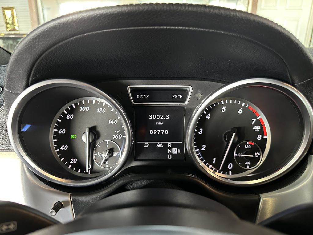2012 Mercedes-Benz M-Class Image 19