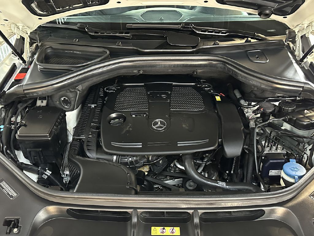 2012 Mercedes-Benz M-Class Image 30