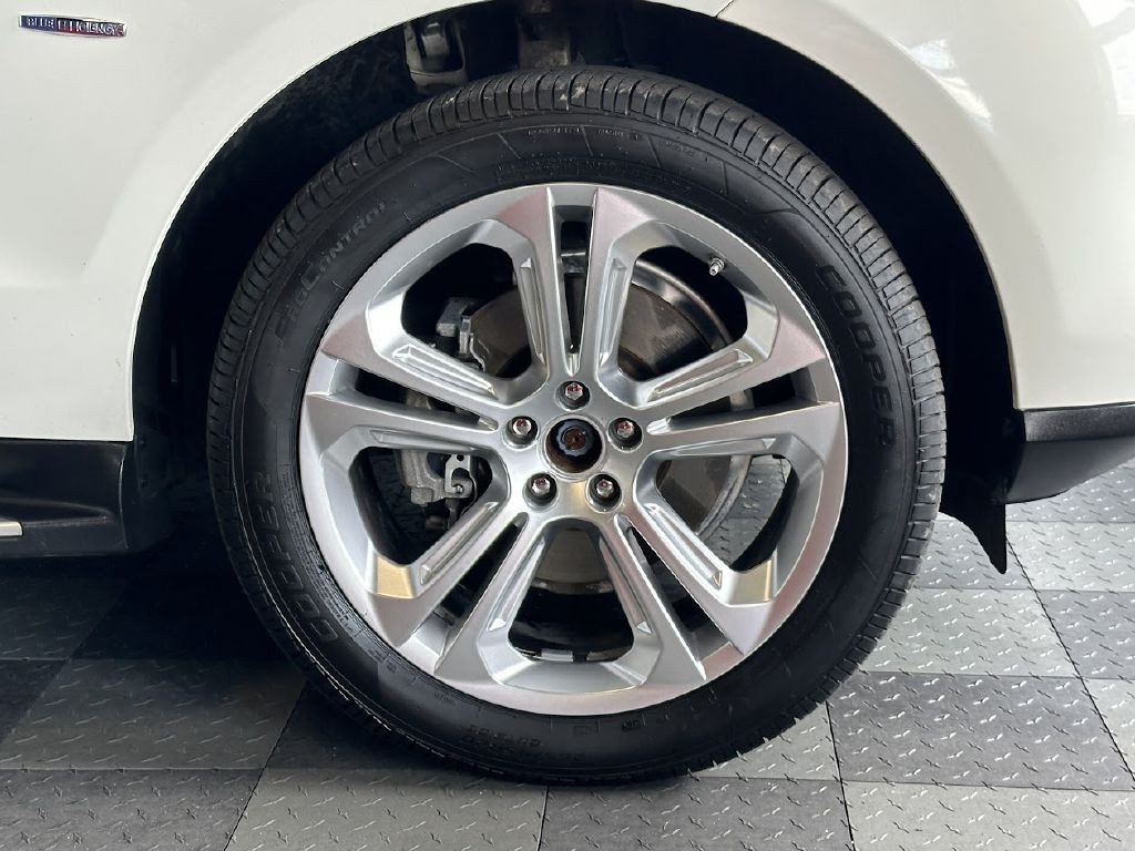 2012 Mercedes-Benz M-Class Image 32