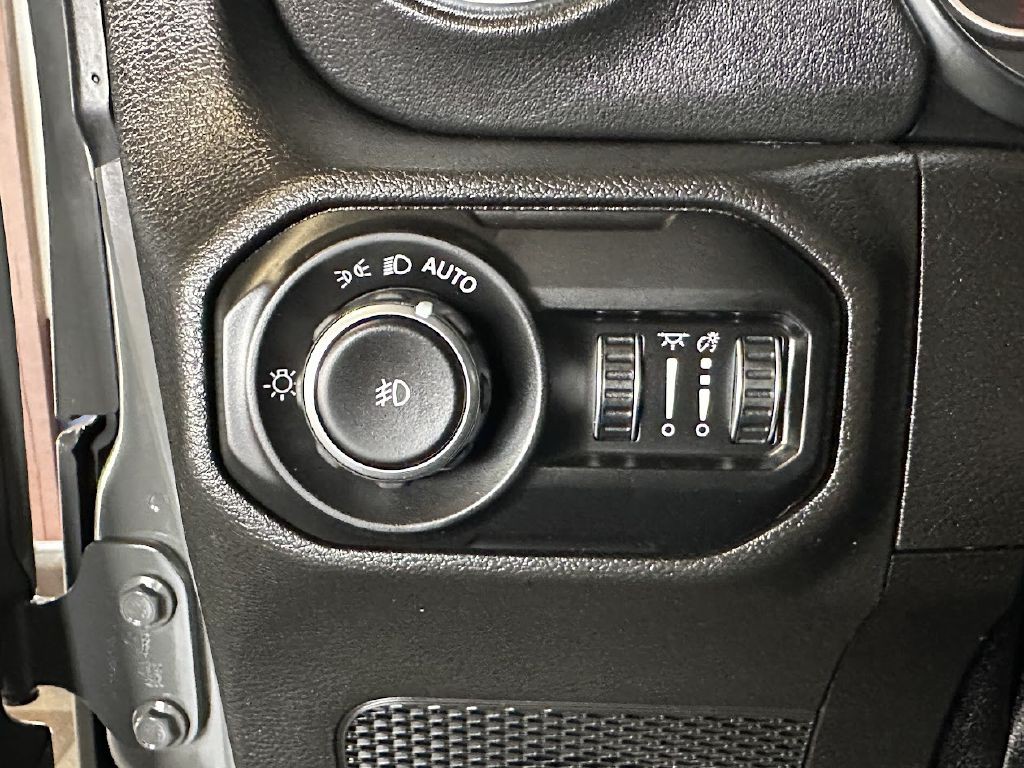 2021 Jeep Wrangler Unlimited Image 27