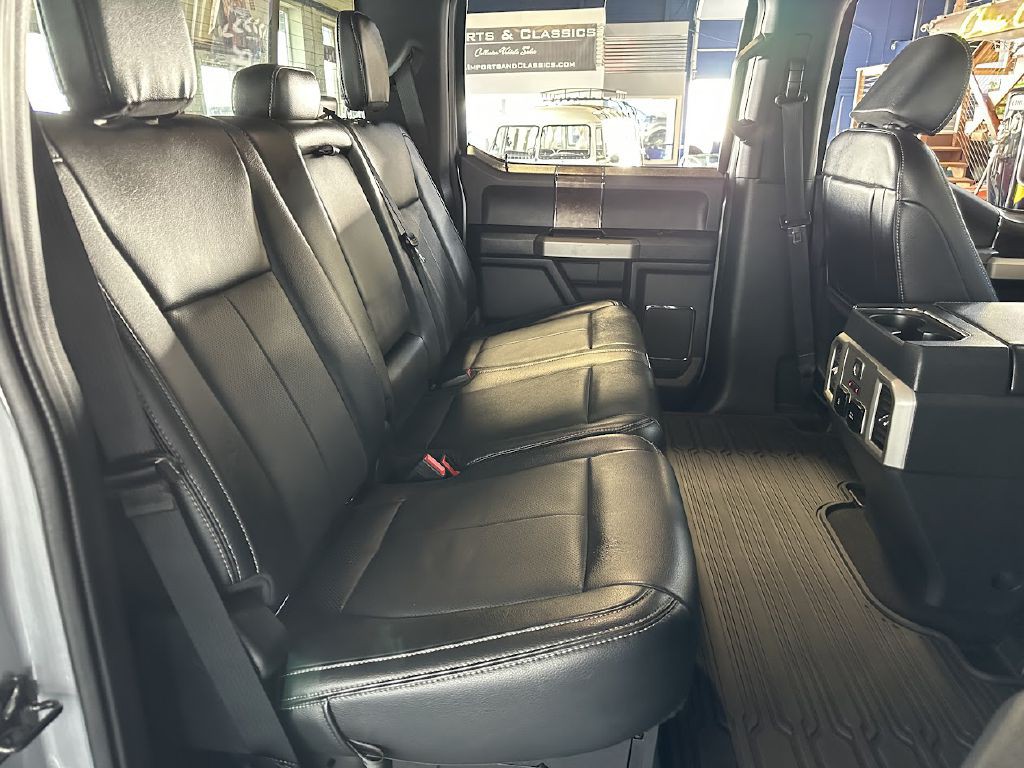 2022 Ford F-350 Image 15