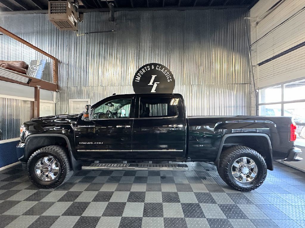 2019 GMC Sierra Image 8