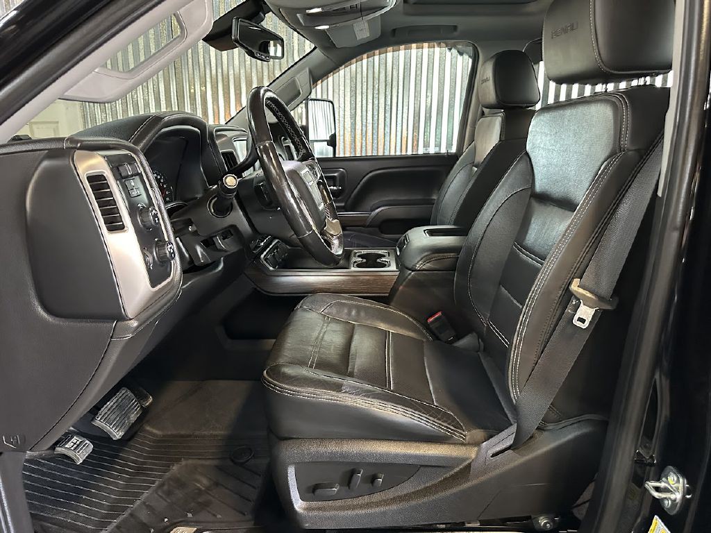 2019 GMC Sierra Image 11