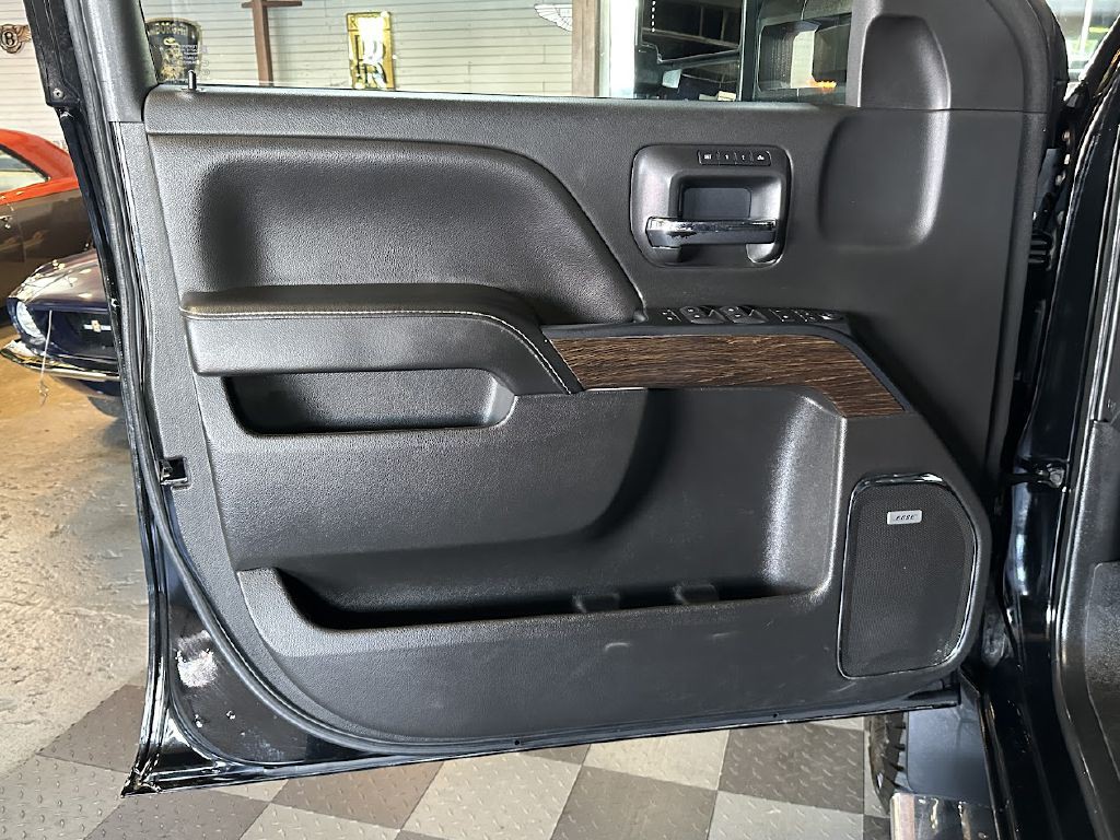 2019 GMC Sierra Image 27