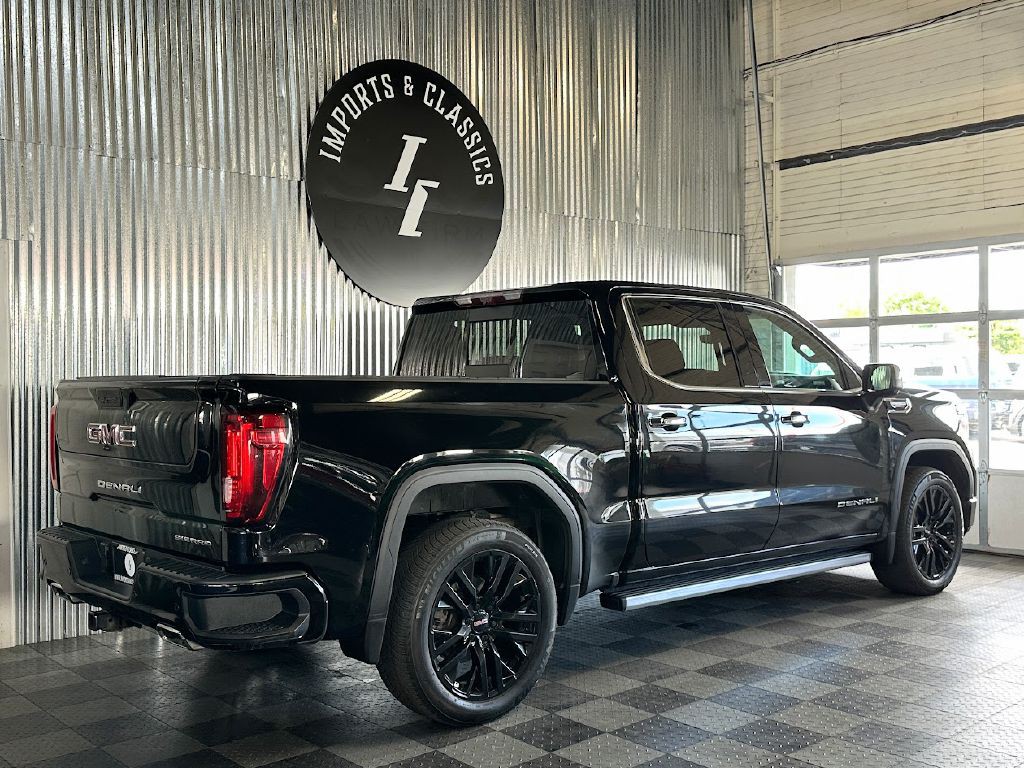 2020 GMC Sierra Image 3