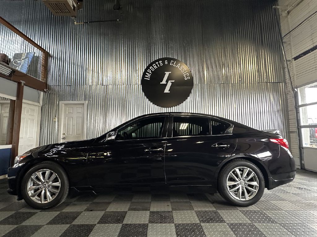 2015 INFINITI Q50 Image 8
