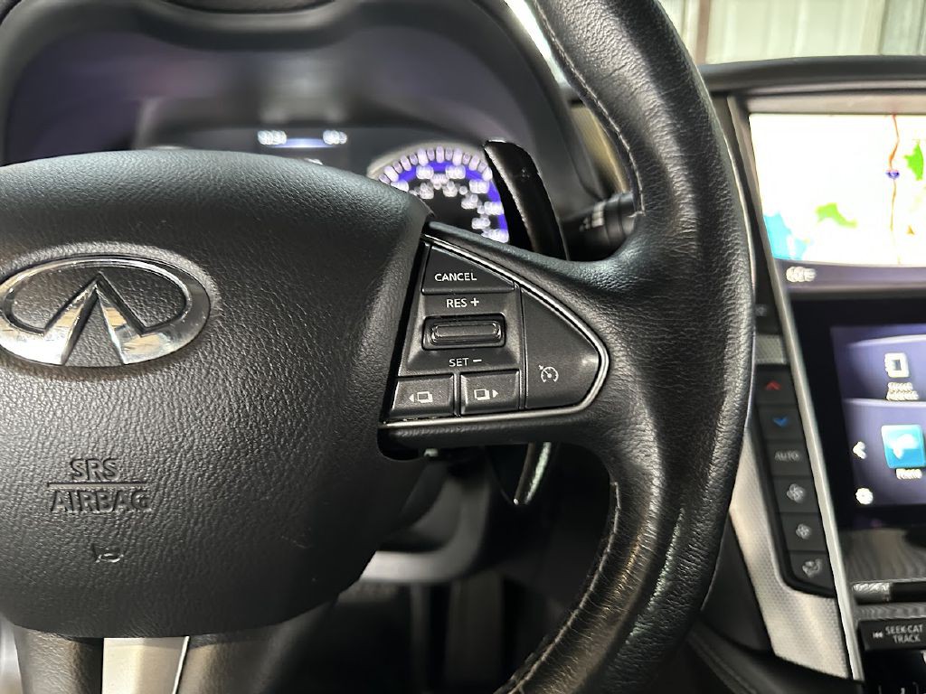 2015 INFINITI Q50 Image 19