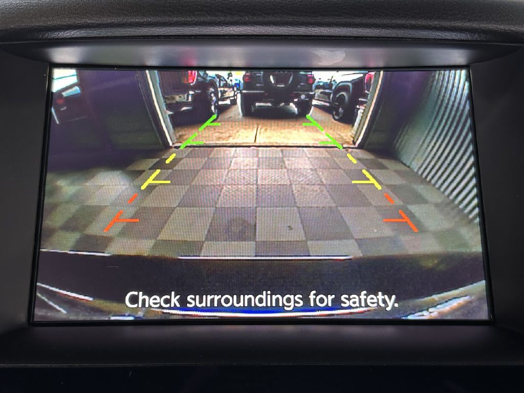 2015 INFINITI Q50 Image 21