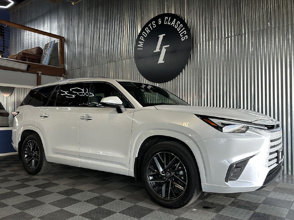 2024 Lexus TX Image 2