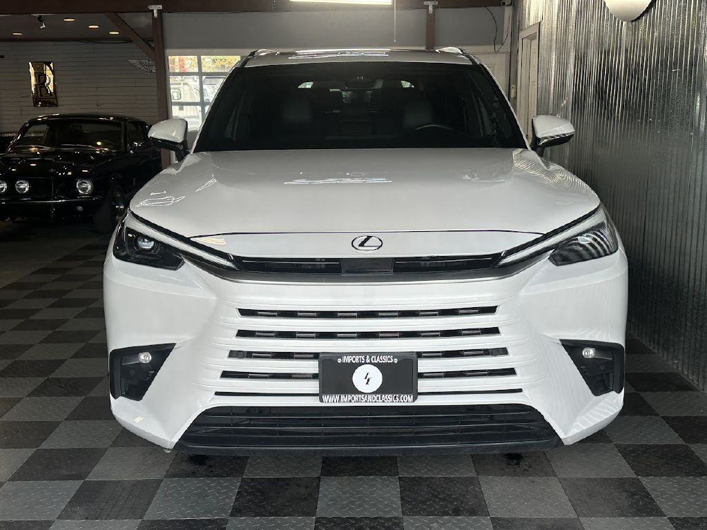 2024 Lexus TX Image 5