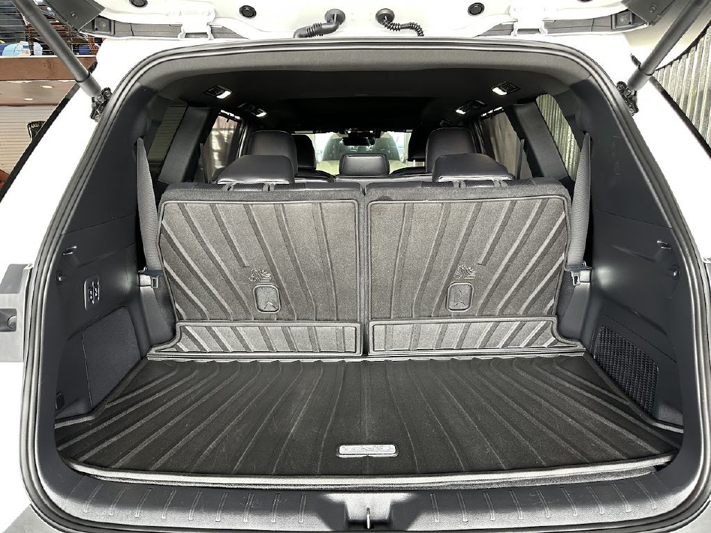 2024 Lexus TX Image 32