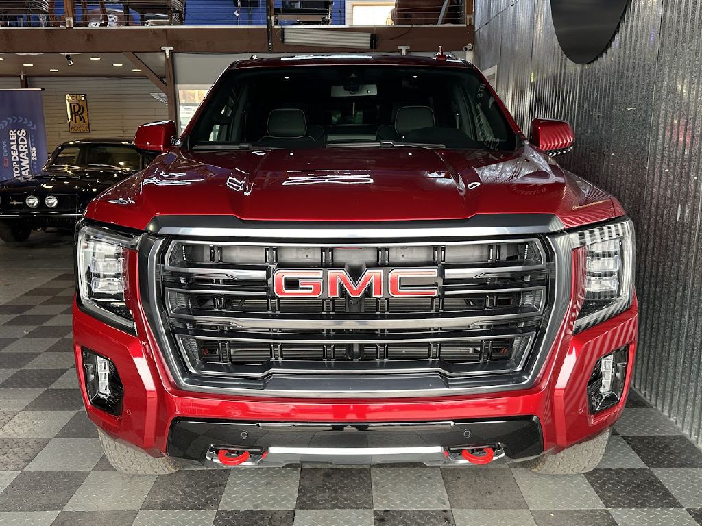 2022 GMC Yukon Image 5