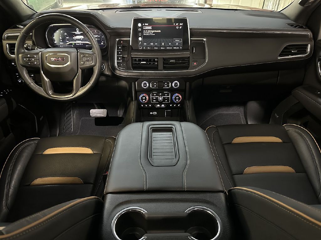 2022 GMC Yukon Image 9