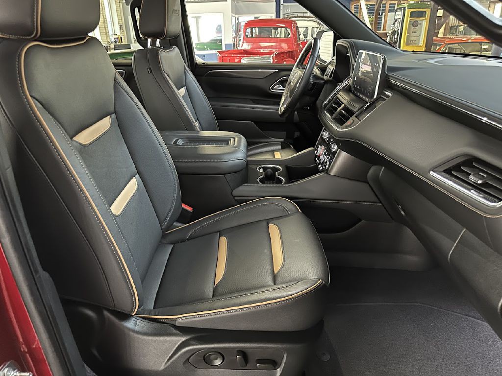 2022 GMC Yukon Image 13