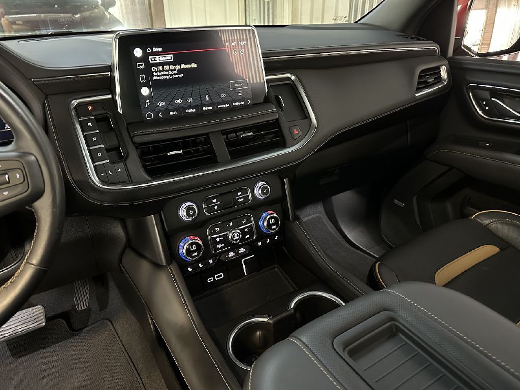 2022 GMC Yukon Image 14