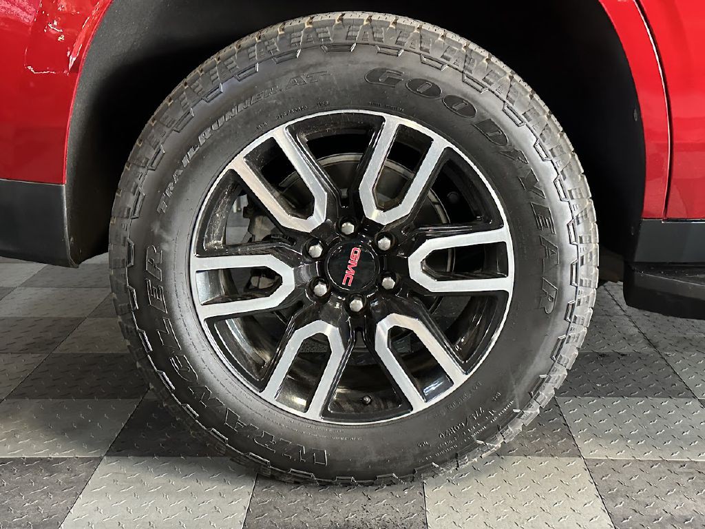 2022 GMC Yukon Image 34