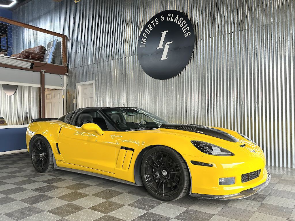 2013 Chevrolet Corvette Image 3