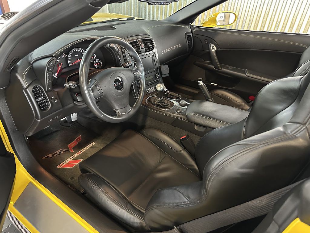 2013 Chevrolet Corvette Image 16