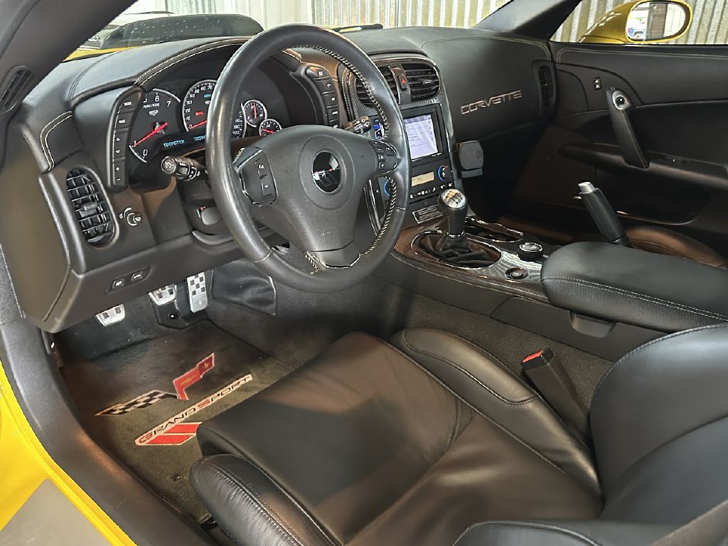 2013 Chevrolet Corvette Image 17