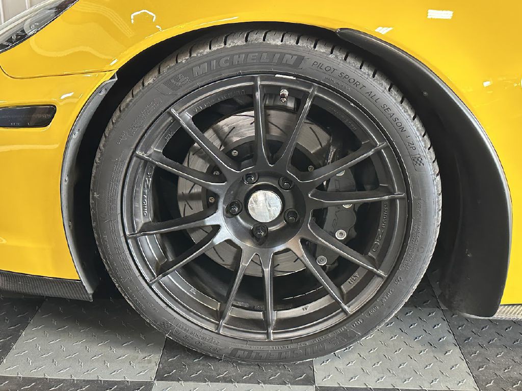 2013 Chevrolet Corvette Image 34